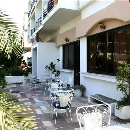 Olga Hotel 2*