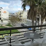 Olga מלון 2*